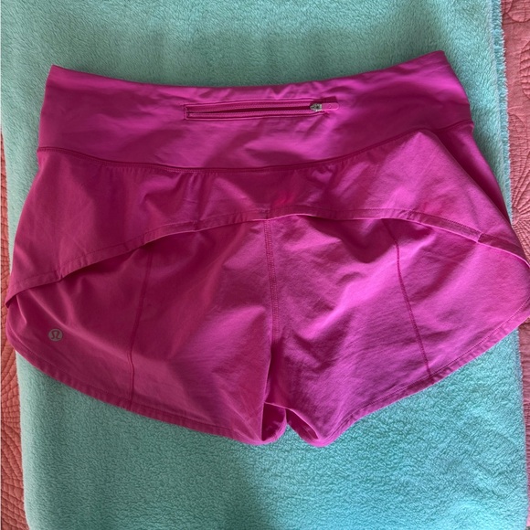4” Lululemon Speed Up Shorts - Picture 3 of 5